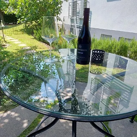 Vino9
